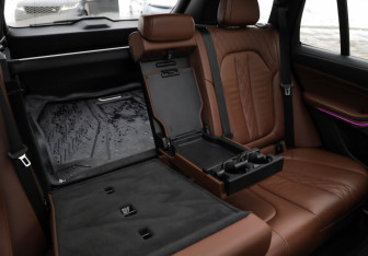 Подержанный автомобиль BMW X5 2019 года (35 фото)