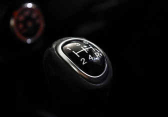 Подержанный автомобиль Mitsubishi Outlander 2011 года (16 фото)