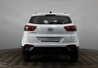 Подержанный автомобиль Hyundai Creta 2016 года (8 фото)