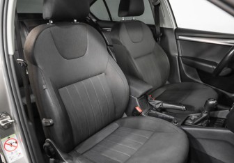 Подержанный автомобиль Skoda Octavia Liftback 2018 года (22 фото)