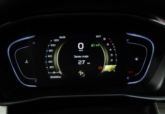 Подержанный автомобиль Geely Coolray 2023 года (12 фото)