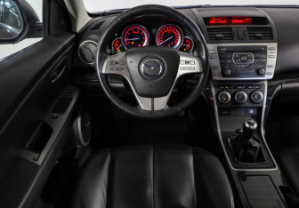Подержанный автомобиль Mazda 6 Sedan 2008 года (11 фото)