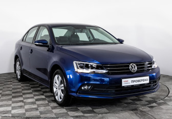 Подержанный автомобиль Volkswagen Jetta Sedan 2015 года (3 фото)