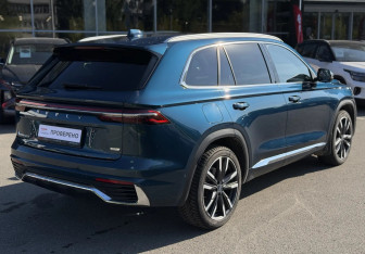 Подержанный автомобиль Geely Monjaro 2023 года (10 фото)