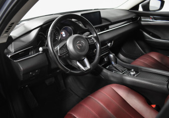 Подержанный автомобиль Mazda 6 Sedan 2021 года (9 фото)