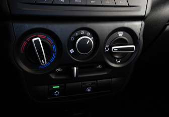 Подержанный автомобиль LADA (ВАЗ) Granta Liftback 2024 года (14 фото)