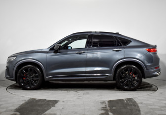 Подержанный автомобиль Geely Tugella 2022 года (8 фото)