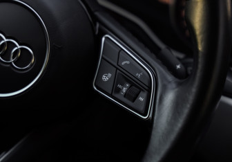 Подержанный автомобиль Audi A4 Sedan 2020 года (12 фото)