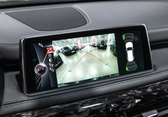 Подержанный автомобиль BMW X5 M 2016 года (38 фото)
