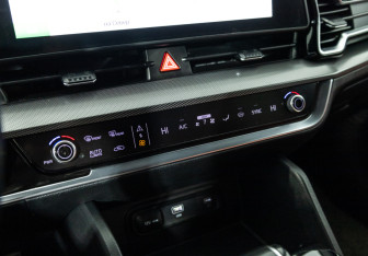 Подержанный автомобиль Kia Sportage 2023 года (26 фото)