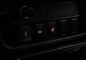 Подержанный автомобиль Mitsubishi Outlander 2019 года (16 фото)