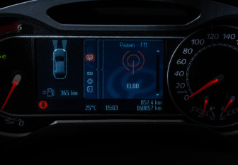 Подержанный автомобиль Ford S-MAX 2008 года (21 фото)
