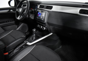 Подержанный автомобиль Renault Arkana 2022 года (13 фото)