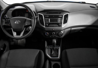 Подержанный автомобиль Hyundai Creta 2019 года (13 фото)