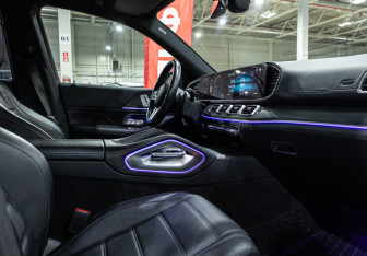 Подержанный автомобиль Mercedes-Benz GLE 2019 года (19 фото)