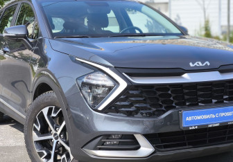 Подержанный автомобиль Kia Sportage 2024 года (8 фото)