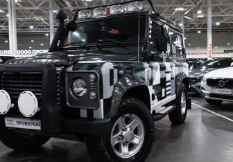 Подержанный автомобиль Land Rover Defender Suv 2007 года (2 фото)
