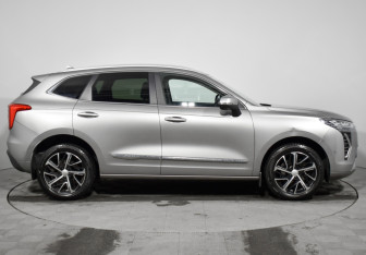 Подержанный автомобиль Haval Jolion 2021 года (4 фото)