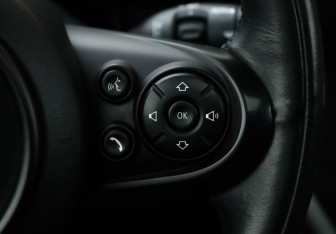 Подержанный автомобиль MINI Countryman 2018 года (14 фото)