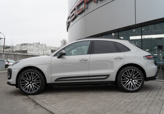 Новый Porsche Macan 2025 (4 фото)