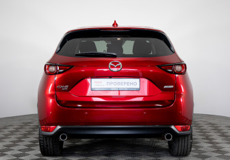 Подержанный автомобиль Mazda CX-5 2017 года (6 фото)