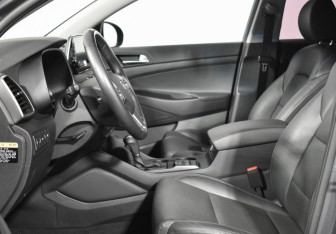 Подержанный автомобиль Hyundai Tucson 2018 года (10 фото)