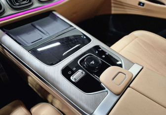 Подержанный автомобиль Jaecoo J8 2024 года (16 фото)