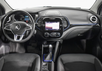 Подержанный автомобиль Renault Kaptur 2021 года (13 фото)