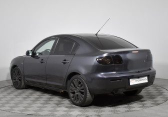 Подержанный автомобиль Mazda 3 Sedan 2007 года (7 фото)