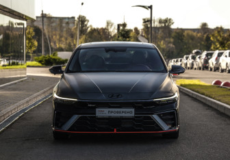Подержанный автомобиль Hyundai Elantra Sedan 2024 года (4 фото)