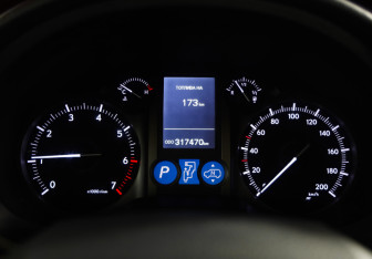 Подержанный автомобиль Lexus GX 2012 года (11 фото)