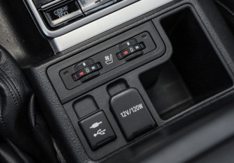 Подержанный автомобиль Toyota Land Cruiser Prado 2018 года (21 фото)