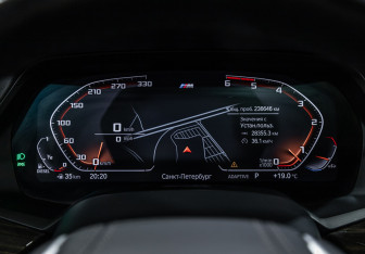 Подержанный автомобиль BMW X7 2020 года (13 фото)