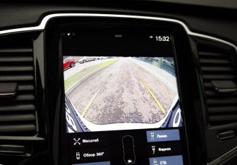 Подержанный автомобиль Volvo XC90 2022 года (18 фото)