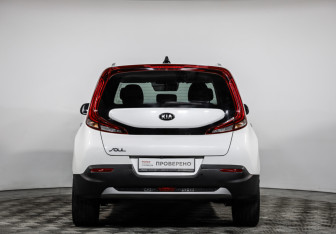 Подержанный автомобиль Kia Soul 2019 года (6 фото)