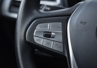 Подержанный автомобиль BMW X3 2021 года (16 фото)