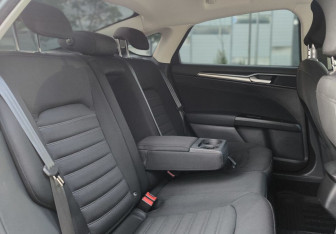 Подержанный автомобиль Ford Mondeo Sedan 2019 года (23 фото)