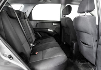 Подержанный автомобиль Kia Sportage 2009 года (16 фото)