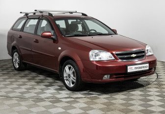 Подержанный автомобиль Chevrolet Lacetti Wagon 2008 года (3 фото)