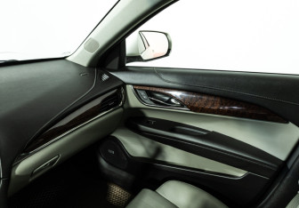 Подержанный автомобиль Cadillac ATS Sedan 2013 года (17 фото)