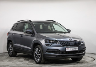 Подержанный автомобиль Skoda Karoq 2021 года (3 фото)