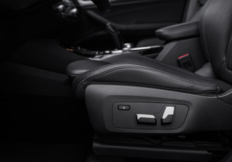 Подержанный автомобиль BMW X3 2020 года (28 фото)