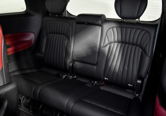 Подержанный автомобиль GAC M8 2024 года (13 фото)