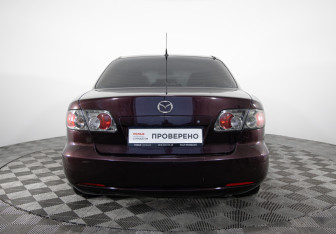 Подержанный автомобиль Mazda 6 Sedan 2006 года (6 фото)