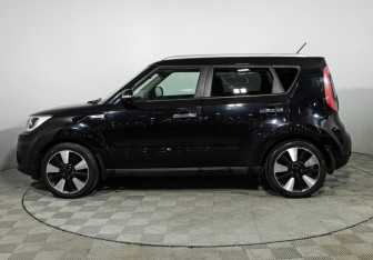 Подержанный автомобиль Kia Soul 2017 года (8 фото)