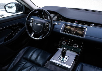 Подержанный автомобиль Land Rover Range Rover Evoque 2020 года (18 фото)