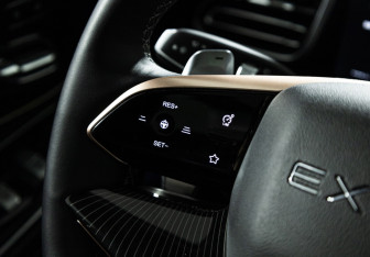 Подержанный автомобиль Exeed VX 2024 года (27 фото)