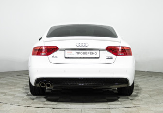 Подержанный автомобиль Audi A5 Coupe 2016 года (6 фото)