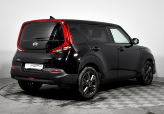 Подержанный автомобиль Kia Soul 2020 года (5 фото)