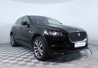 Подержанный автомобиль Jaguar F-Pace 2016 года (3 фото)